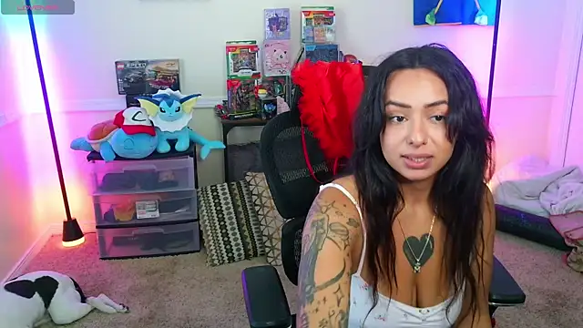 Controllercutie online show from June 8, 2026, 5:35 pm