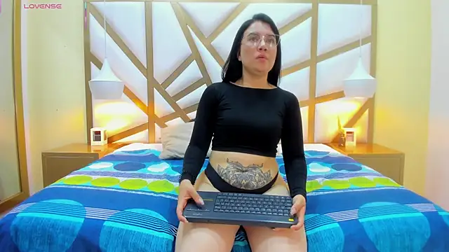 ChloeAshdord online show from April 11, 2026, 8:46 pm