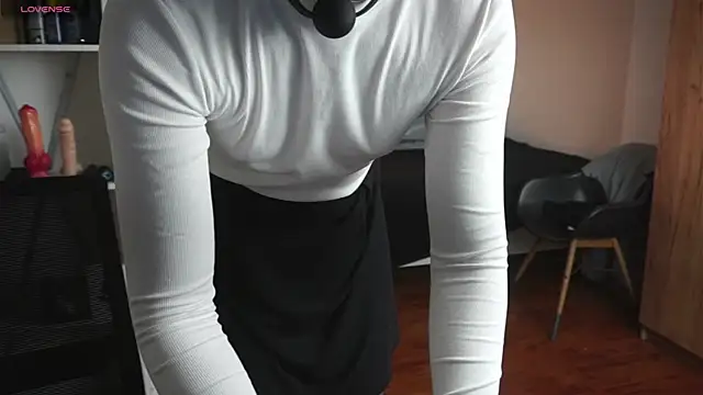 Snapshot of sashkasuka chatting on April 9, 2026, 6:46 pm sashkasuka online show from April 9, 2026, 6:46 pm