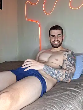 leoxxxgato online show from June 3, 2026, 11:54 pm