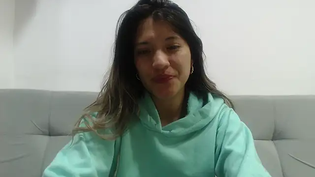 Snapshot of hannajonnes1 chatting on April 10, 2026, 1:00 am hannajonnes1 online show from April 10, 2026, 1:00 am