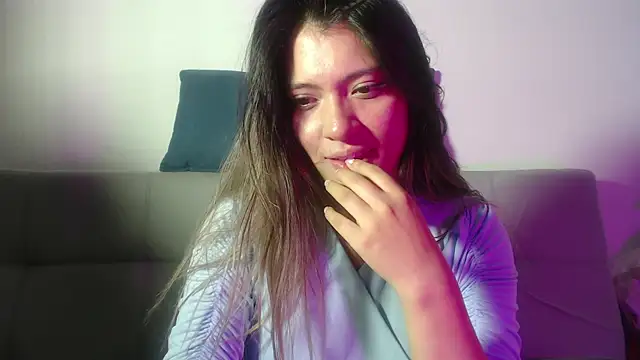 Snapshot of hannajonnes1 chatting on April 15, 2026, 1:01 am hannajonnes1 online show from April 15, 2026, 1:01 am