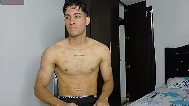 Snapshot of JakeMonroe chatting on April 9, 2026, 3:17 pm JakeMonroe online show from April 9, 2026, 3:17 pm