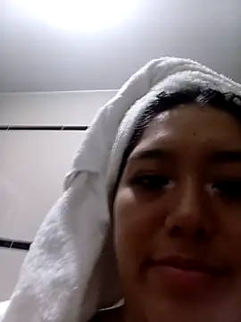 BlancaNievesxxo online show from April 8, 2026, 1:05 am