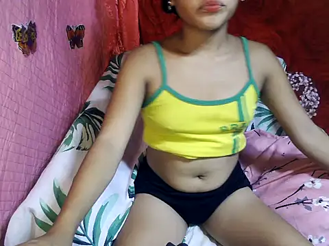 kiffy miley79 online show from June 4, 2026, 2:50 am