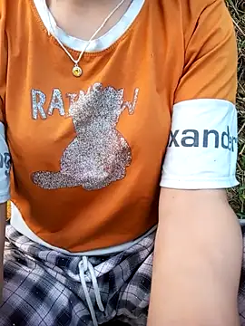 minachao121 online show from April 8, 2026, 10:59 am