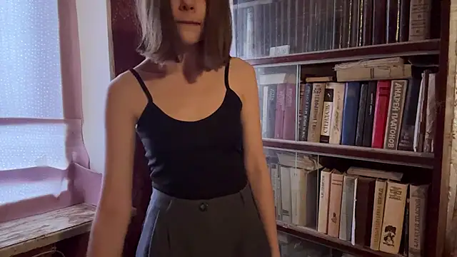 curtl tl online show from April 13, 2026, 1:38 pm