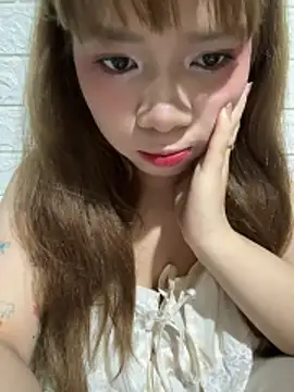 Sexx-12x online show from June 3, 2026, 11:21 pm