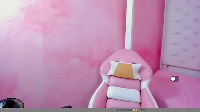 Snapshot of valentina__ortiz chatting on July 20, 2026, 1:31 am valentina ortiz online show from July 20, 2026, 1:31 am