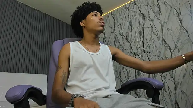 velvetcouple x online show from June 25, 2026, 1:04 pm