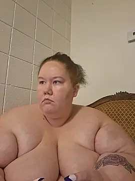 hisalphaqueen27 online show from April 11, 2026, 5:12 am