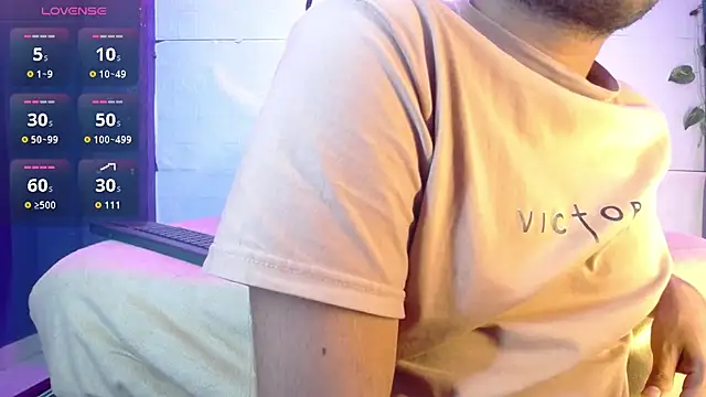 felipecams online show from April 9, 2026, 6:02 am