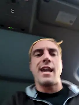 SemoLeo22 online show from April 21, 2026, 12:23 am