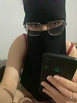 Riham ri online show from April 10, 2026, 2:00 pm