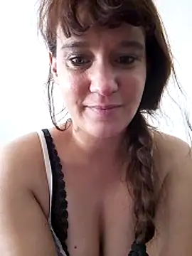 Snapshot of Maggie38 chatting on June 15, 2026, 7:32 am Maggie38 online show from June 15, 2026, 7:32 am