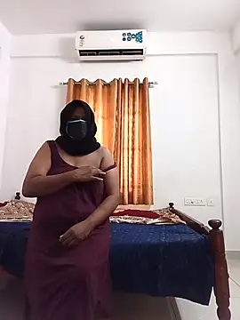 Snapshot of saliya190 chatting on April 7, 2026, 7:09 am saliya190 online show from April 7, 2026, 7:09 am