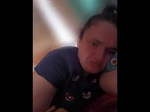 AnabelBexley online show from July 9, 2026, 4:05 am