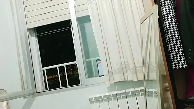 Snapshot of MojaditPussy chatting on July 10, 2026, 9:06 pm MojaditPussy online show from July 10, 2026, 9:06 pm