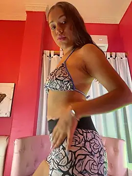 Snapshot of HannaHawke chatting on April 13, 2026, 1:05 pm HannaHawke online show from April 13, 2026, 1:05 pm