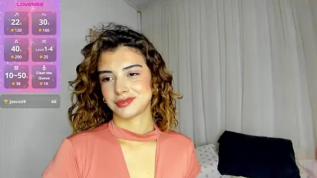 Snapshot of katyRousseX_ chatting on July 2, 2026, 11:22 pm katyRousseX online show from July 2, 2026, 11:22 pm