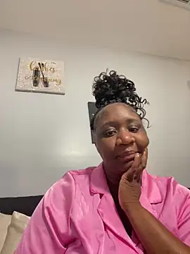 Snapshot of amberchill26 chatting on April 21, 2026, 10:12 pm amberchill26 online show from April 21, 2026, 10:12 pm