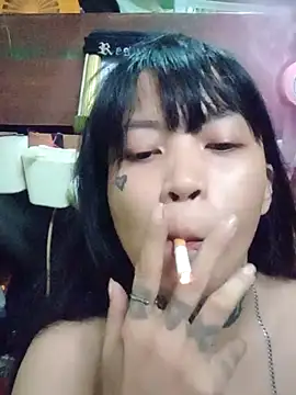 XShihoniLahgi online show from May 27, 2026, 12:24 pm