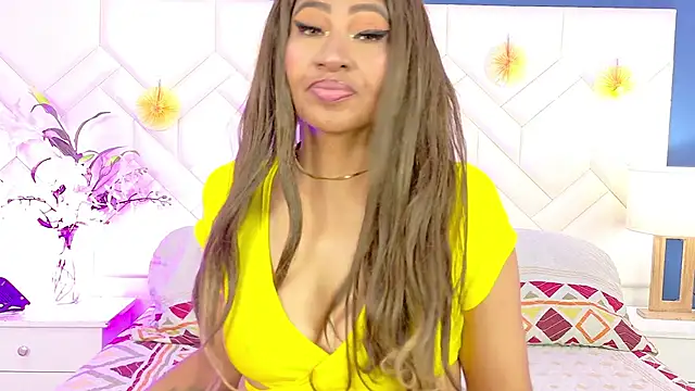 Snapshot of Kiara_Parker_ chatting on June 27, 2026, 2:44 pm Kiara Parker online show from June 27, 2026, 2:44 pm