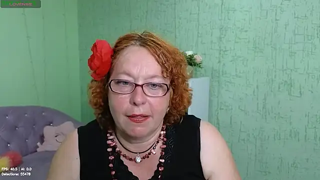Snapshot of Fara_Flutte chatting on June 22, 2026, 10:23 am Fara Flutte online show from June 22, 2026, 10:23 am