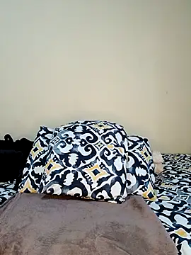 Snapshot of EbonySexySlimxxx chatting on June 16, 2026, 1:47 pm EbonySexySlimxxx online show from June 16, 2026, 1:47 pm