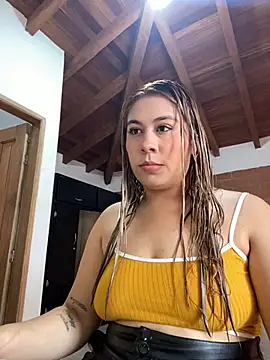  BellaSmith  online show from June 3, 2026, 1:03 pm