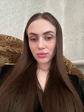 AlinaLove3213 online show from April 10, 2026, 2:00 pm