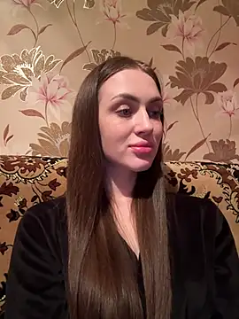 AlinaLove3213 online show from June 22, 2026, 8:17 pm