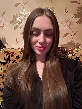 AlinaLove3213 online show from July 16, 2026, 8:15 pm