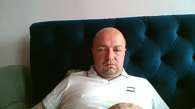 Luceriusbigass online show from May 16, 2026, 6:54 am