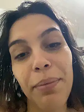 Freya1104 online show from April 13, 2026, 9:09 pm