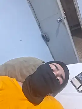 Frankito56 online show from April 8, 2026, 9:37 pm