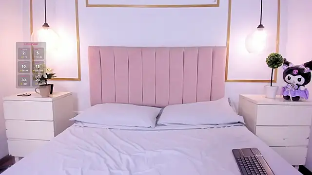 NixShadow online show from April 8, 2026, 11:05 pm