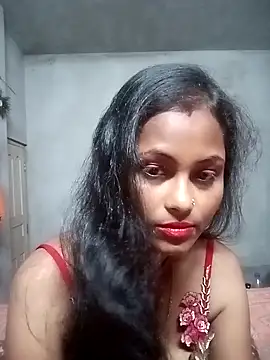 amishaah92 online show from May 1, 2026, 4:44 pm
