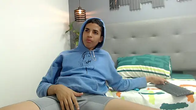 Lukaz Caballero online show from June 2, 2026, 3:41 am