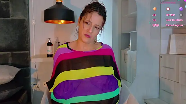 Adrianaa gold online show from May 28, 2026, 1:19 pm