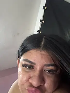 Snapshot of Katty_West chatting on June 5, 2026, 6:52 am Katty West online show from June 5, 2026, 6:52 am