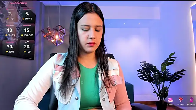 Snapshot of arianarousee chatting on July 13, 2026, 11:24 am arianarousee online show from July 13, 2026, 11:24 am