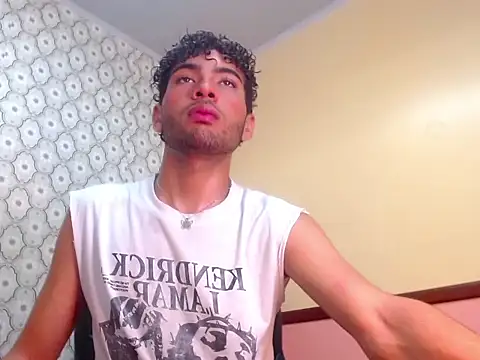 Snapshot of jake_1boy chatting on April 10, 2026, 7:40 pm jake 1boy online show from April 10, 2026, 7:40 pm