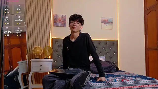 Twink Sebas7 online show from July 14, 2026, 12:44 pm