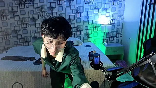 Twink Sebas7 online show from July 18, 2026, 3:22 am