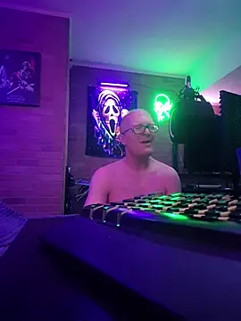 chronic vibez online show from June 2, 2026, 12:56 am