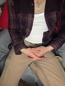 Snapshot of Nejat3407 chatting on April 10, 2026, 1:00 am Nejat3407 online show from April 10, 2026, 1:00 am