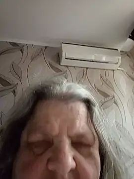 Snapshot of MartaMia68 chatting on July 13, 2026, 5:43 am MartaMia68 online show from July 13, 2026, 5:43 am