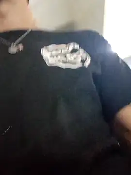 Snapshot of ReyBarto chatting on April 9, 2026, 1:38 am ReyBarto online show from April 9, 2026, 1:38 am