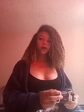 SweetJeii online show from April 20, 2026, 7:04 pm